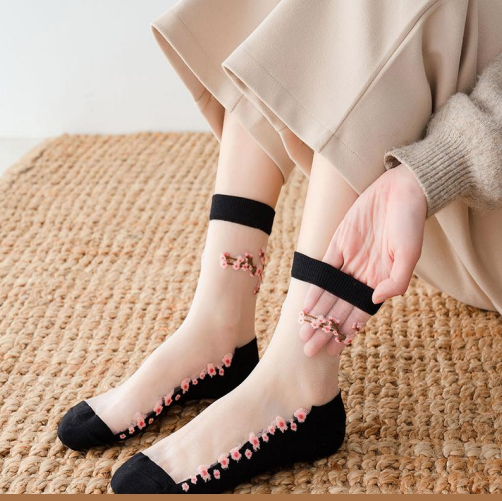Women Designed Lace Socks