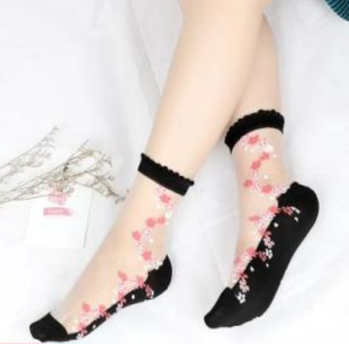 Women Designed Lace Socks