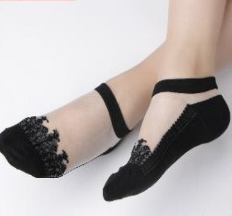Women Designed Lace Socks
