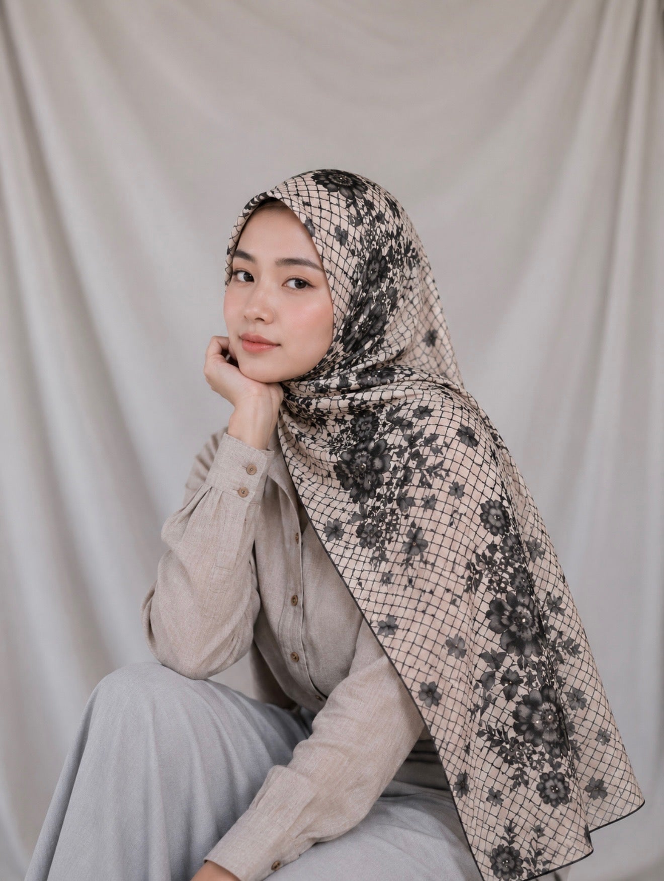 Chantilly Lace Hijab